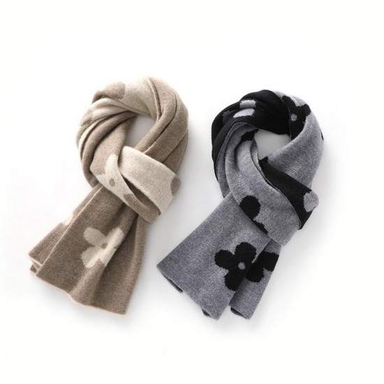 Relaxed Warm Winter Scarf