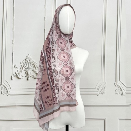 Relaxed Warm Winter Scarf