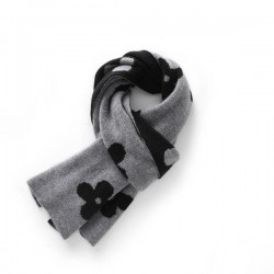 Relaxed Warm Winter Scarf