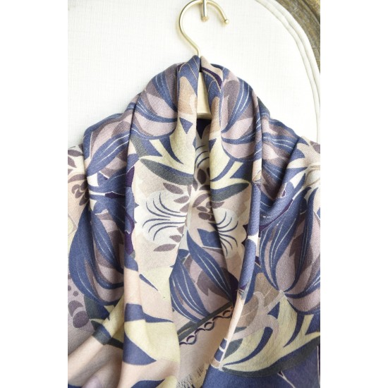 Relaxed Linen Blend Scarf